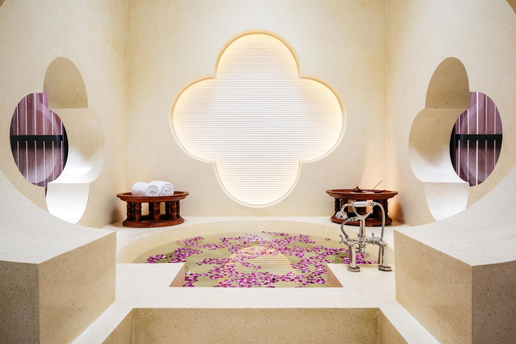 Phulay Bay, A Ritz-Carlton Reserve Tub Kaek Beach Exterior photo